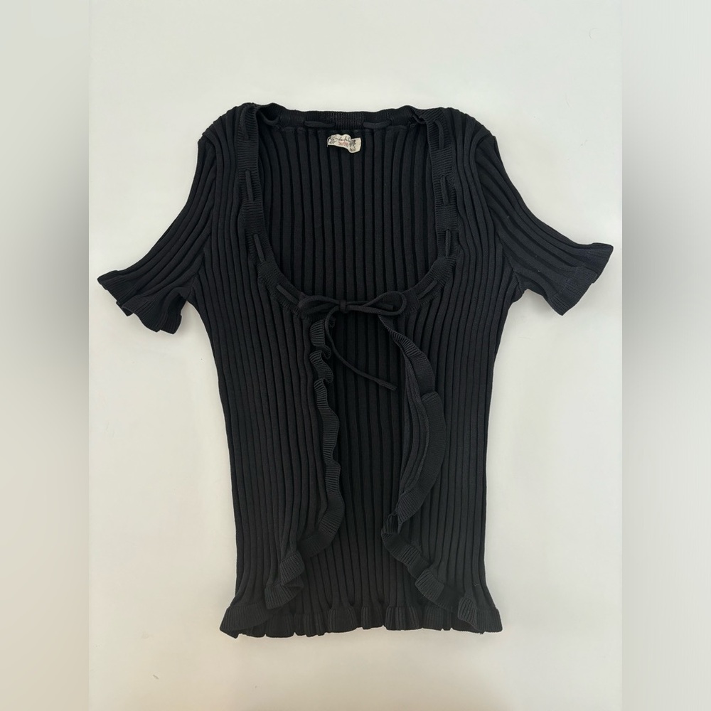 Never worn - Pretty black top